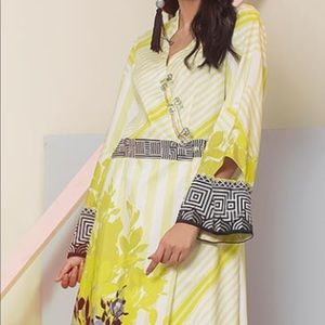 Suffuse pret top, never worn